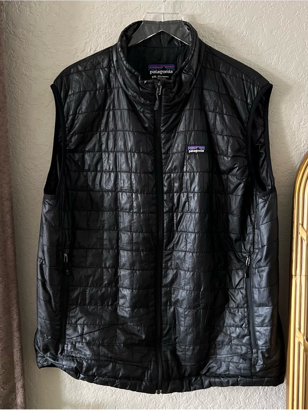 Patagonia *FLAW* Men's Nano Puff Vest Black Size XXL *READ DESCRIPTION*